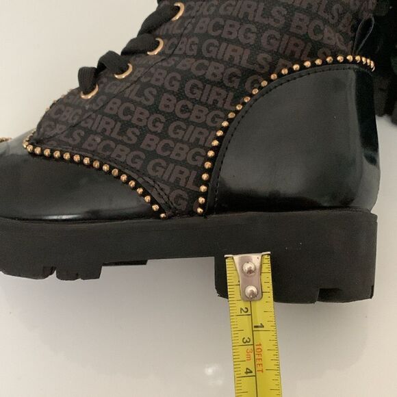 BCBG Girls Garnet Fashion Boots Size 2 - Picture 12 of 13